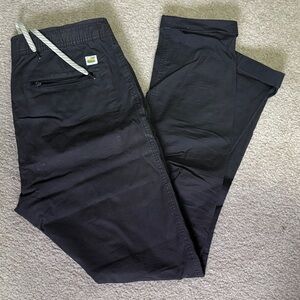 Vuori technical climber pants gray